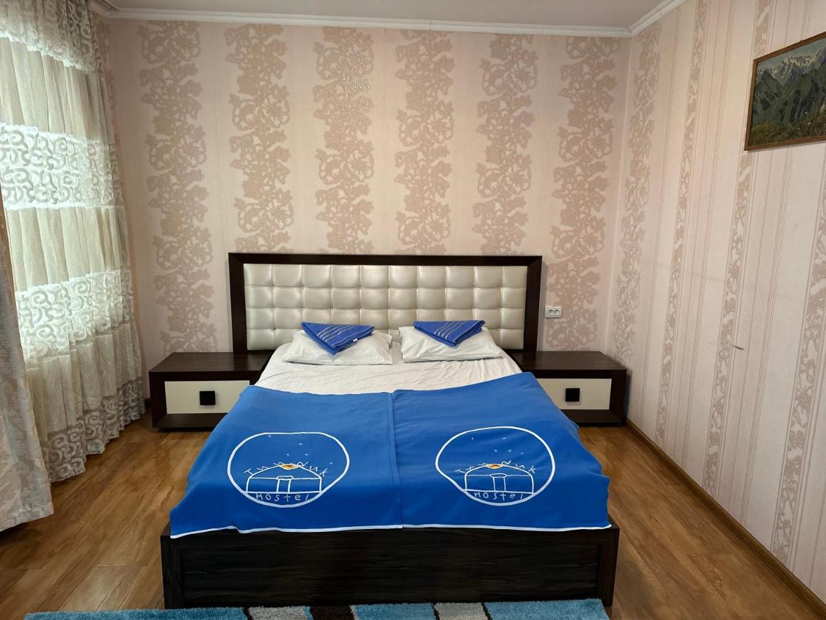 Tunduk Hostel Bishkek Ngoại thất bức ảnh
