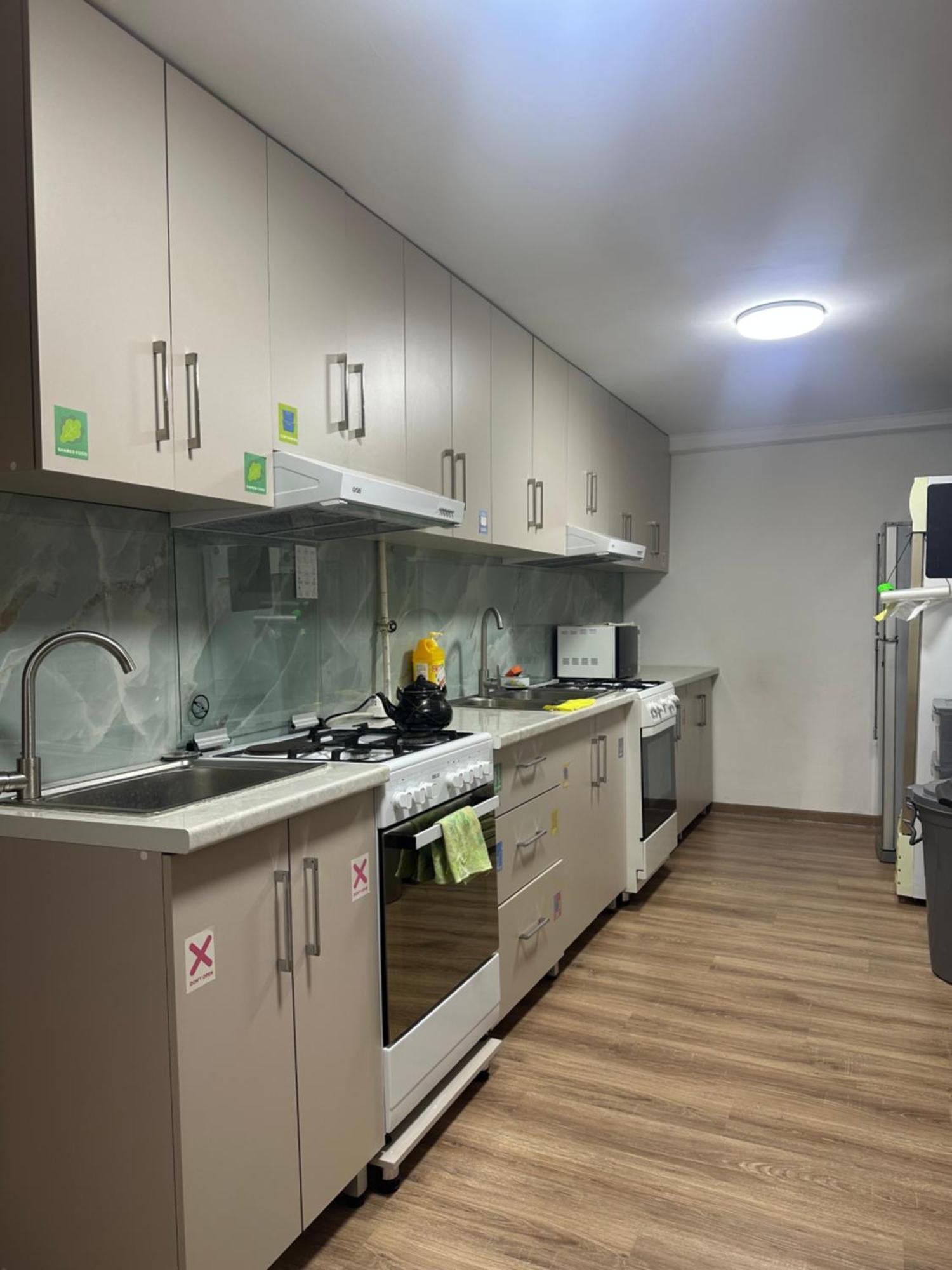 Tunduk Hostel Bishkek Ngoại thất bức ảnh