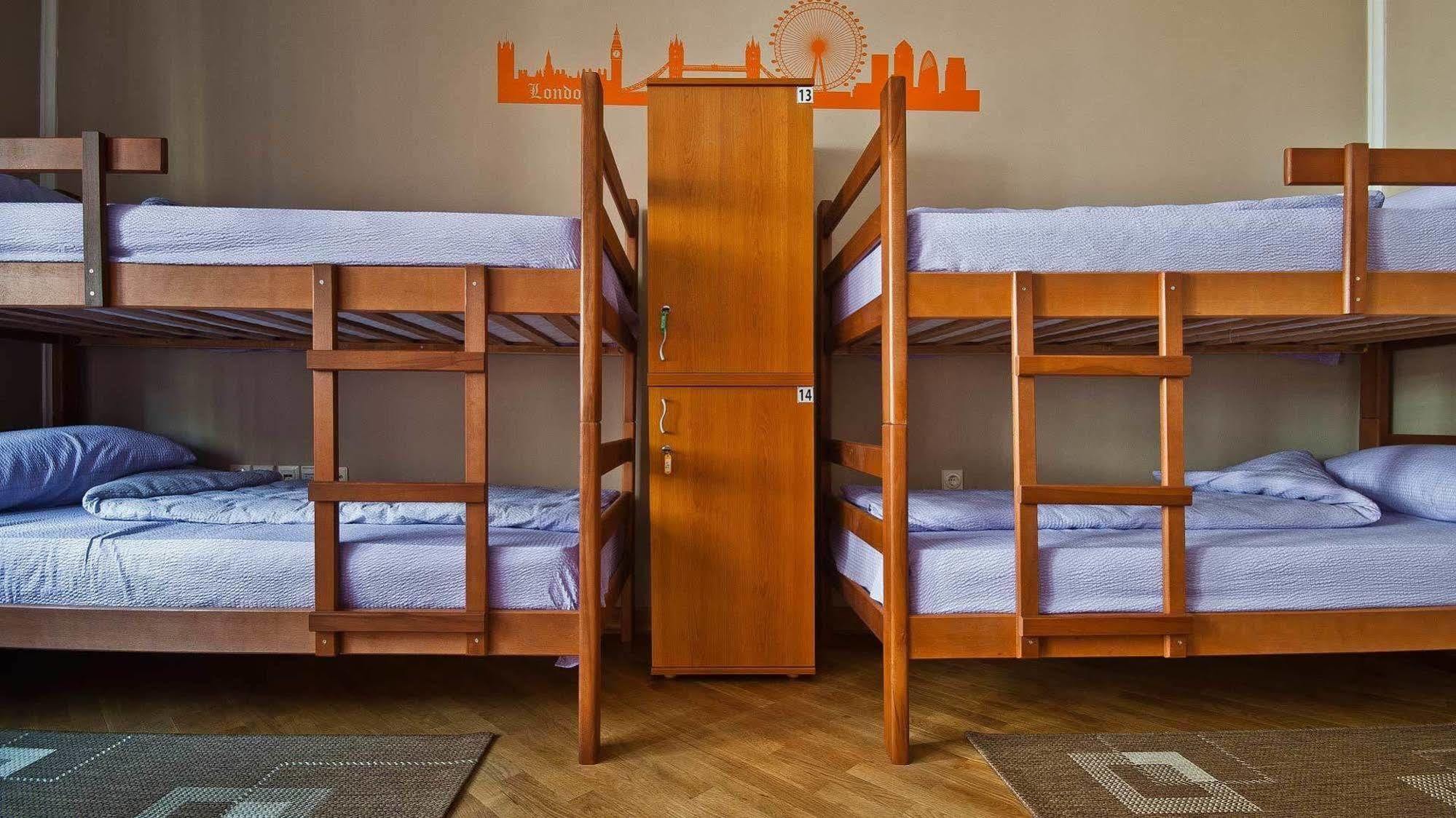 Tunduk Hostel Bishkek Ngoại thất bức ảnh